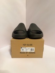 Adidas Yeezy Slide Onyx Size 11 (100% Authentic) HQ6448